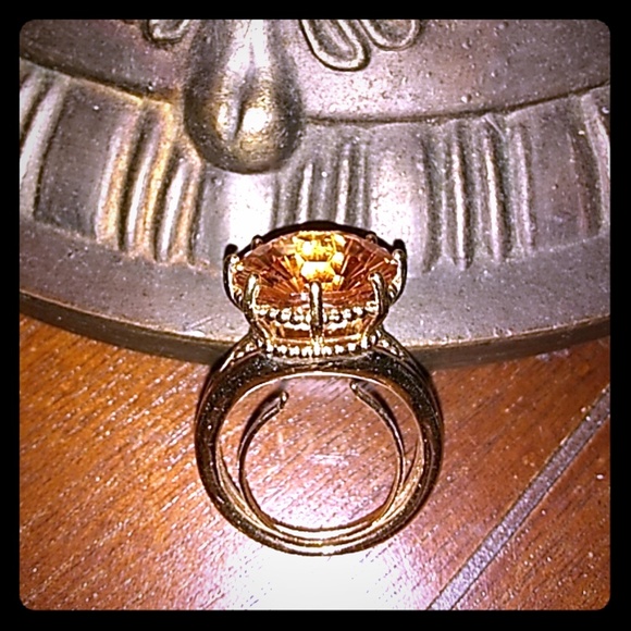 Adjustable Ring - Picture 1 of 5